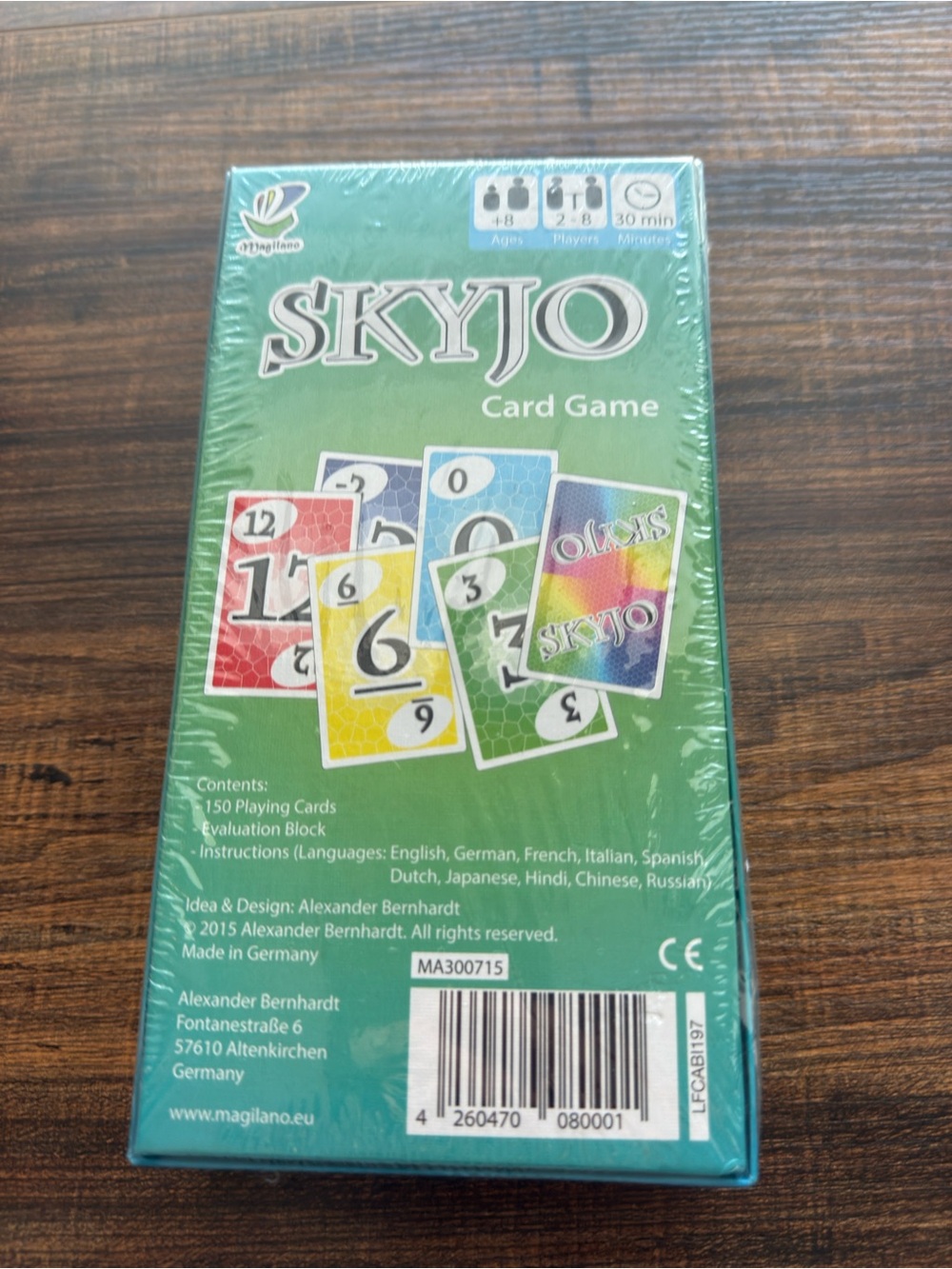 Skyjo Card Game New Factory Sealed Family Strategy Game Ages 8+ - Picture 2 of 2